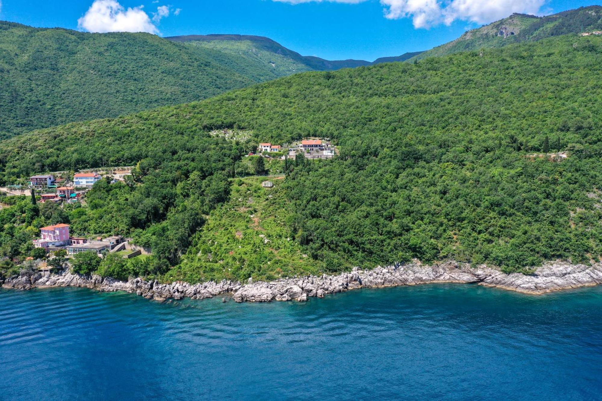 Apartments Near The Beach, With Terraces And Seaview At House B. Moscenicka Draga Exterior photo